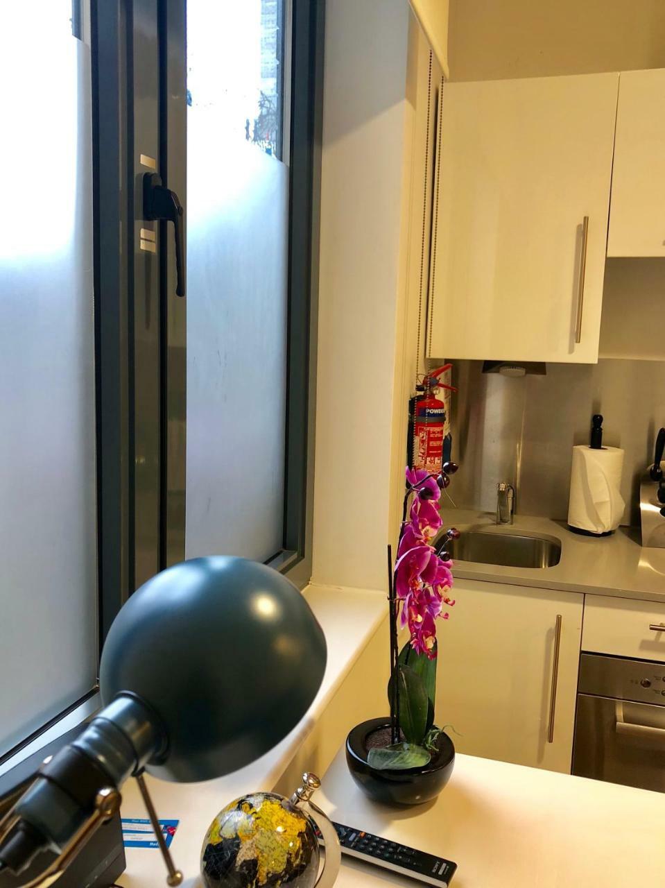 Tower Hill Apartment London
