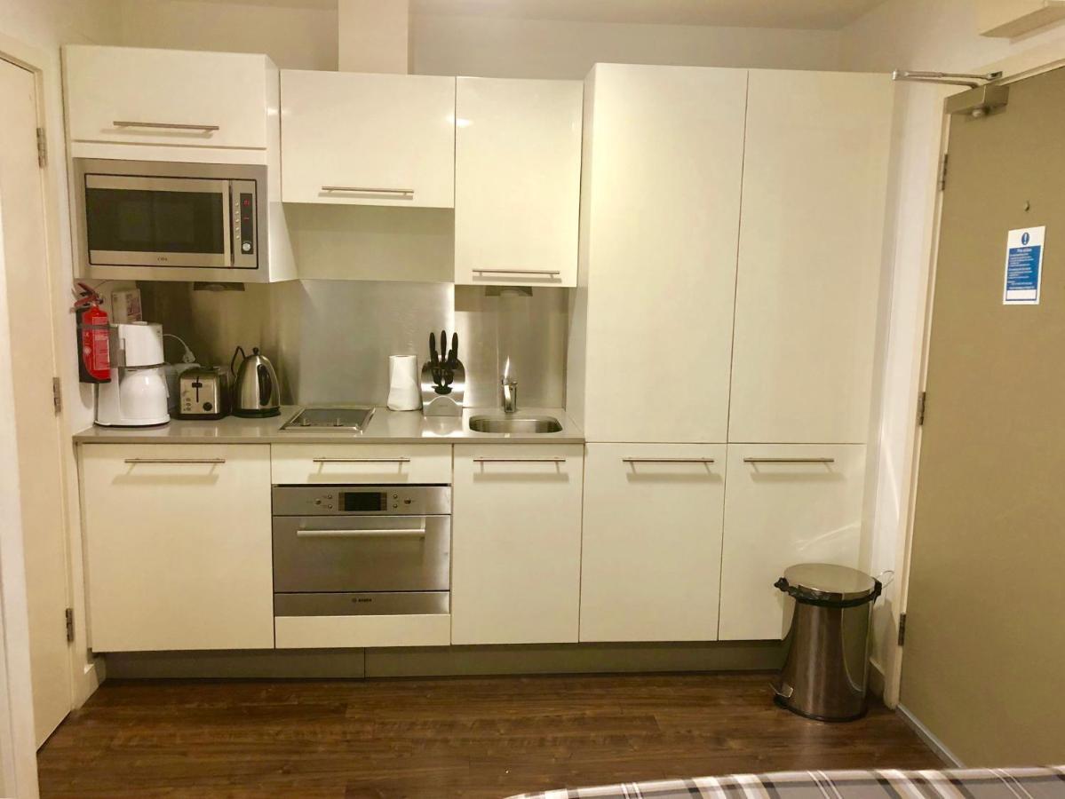 Tower Hill Apartment